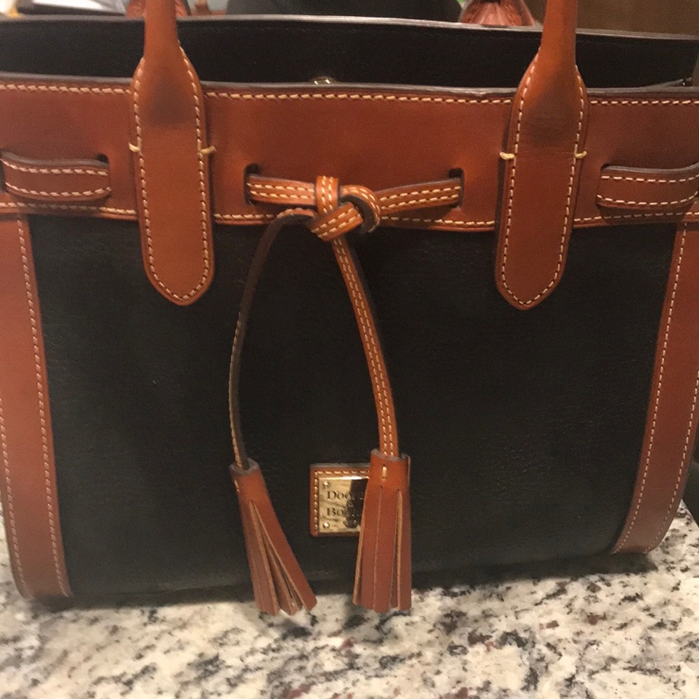 Dooney & Bourke Ariel satchel